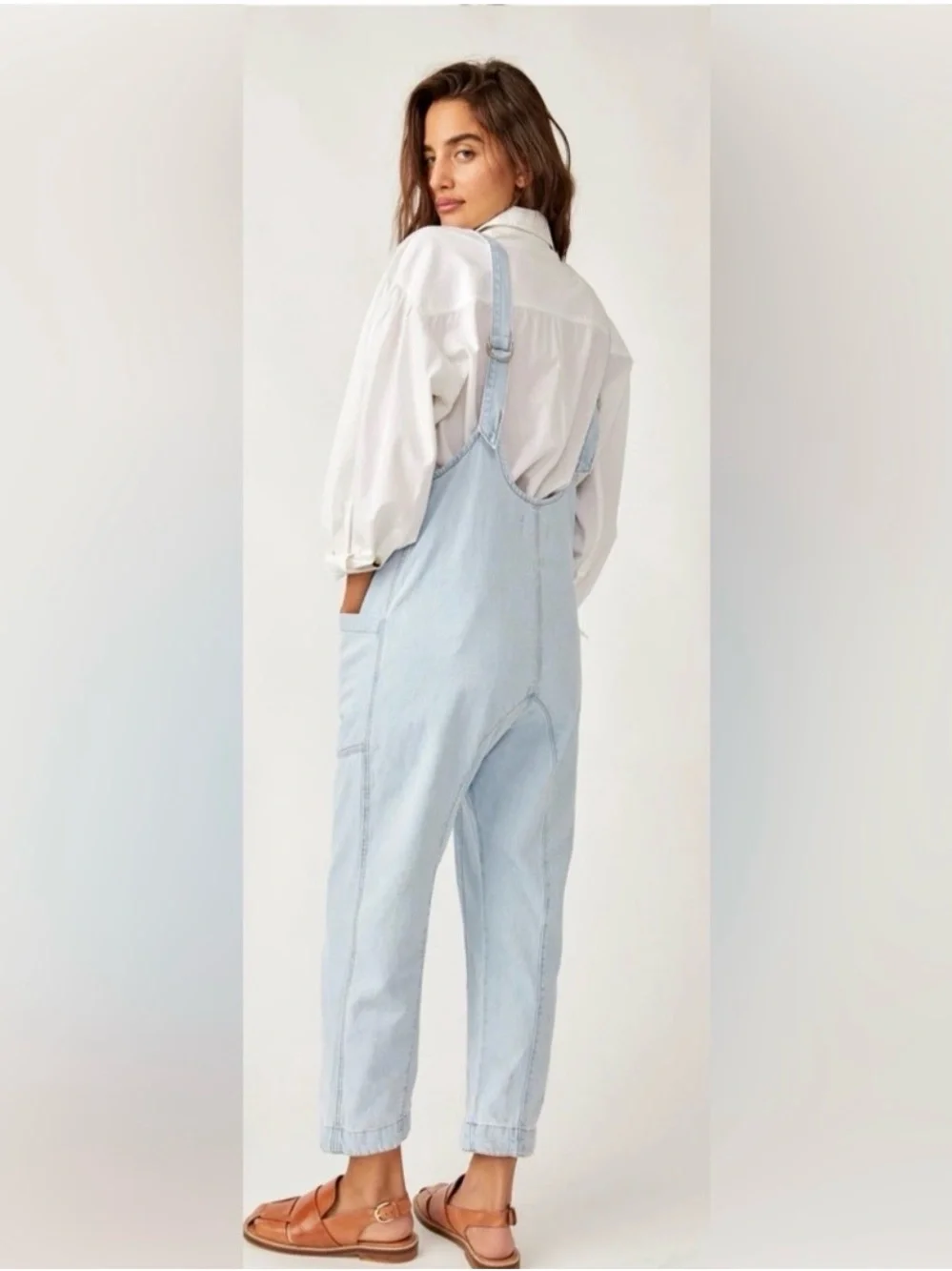 Free People We The Free High Roller Denim Jumpsuit M Light Wash Slouchy Relaxed - Picture 11 of 12